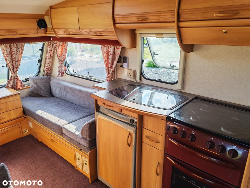 SWIFT Challenger 480 SE - 9