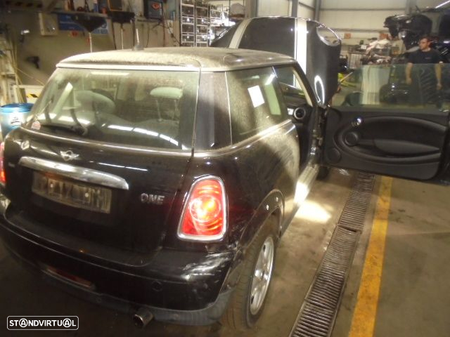 Carro MOT: N16B16A MINI MINI 2 R56 2013 1.6I 75CV 3P PRETO GASOLINA - 7