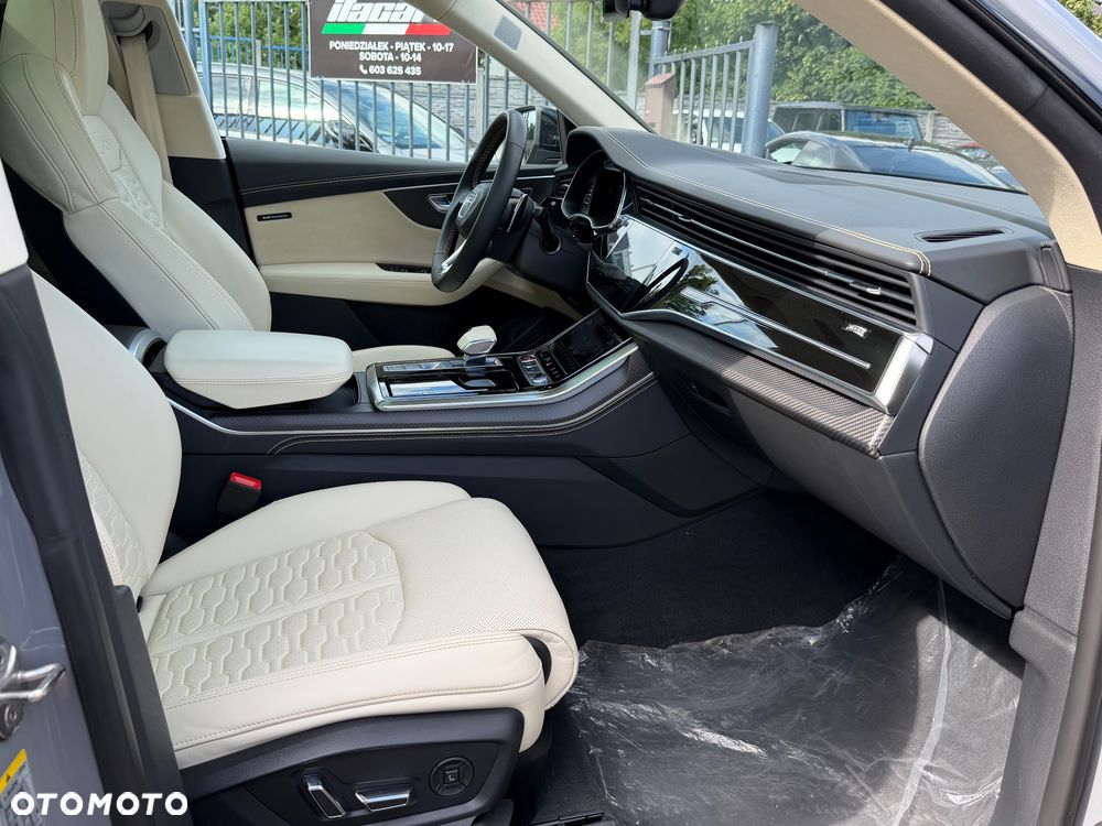 Audi RS Q8 TFSI quattro tiptronic - 40