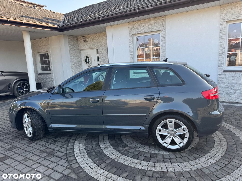 Audi A3 Sportback 2.0 TDI DPF (DSG) S tronic Attraction - 11