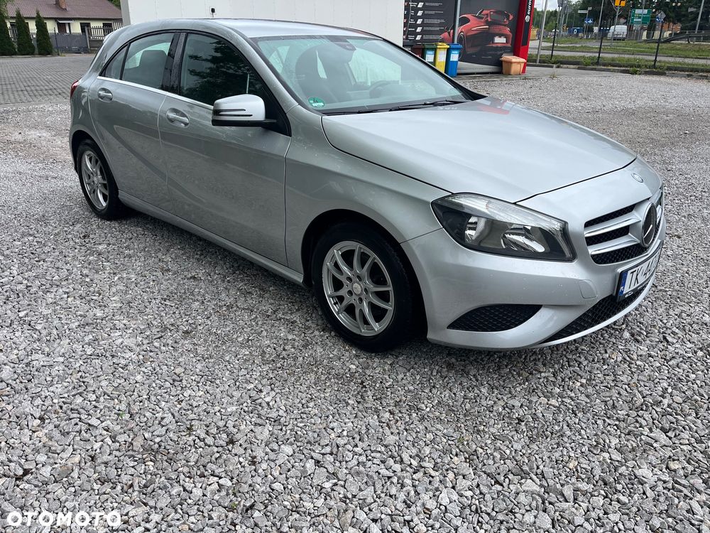 Mercedes-Benz Klasa A 180 (BlueEFFICIENCY) - 2