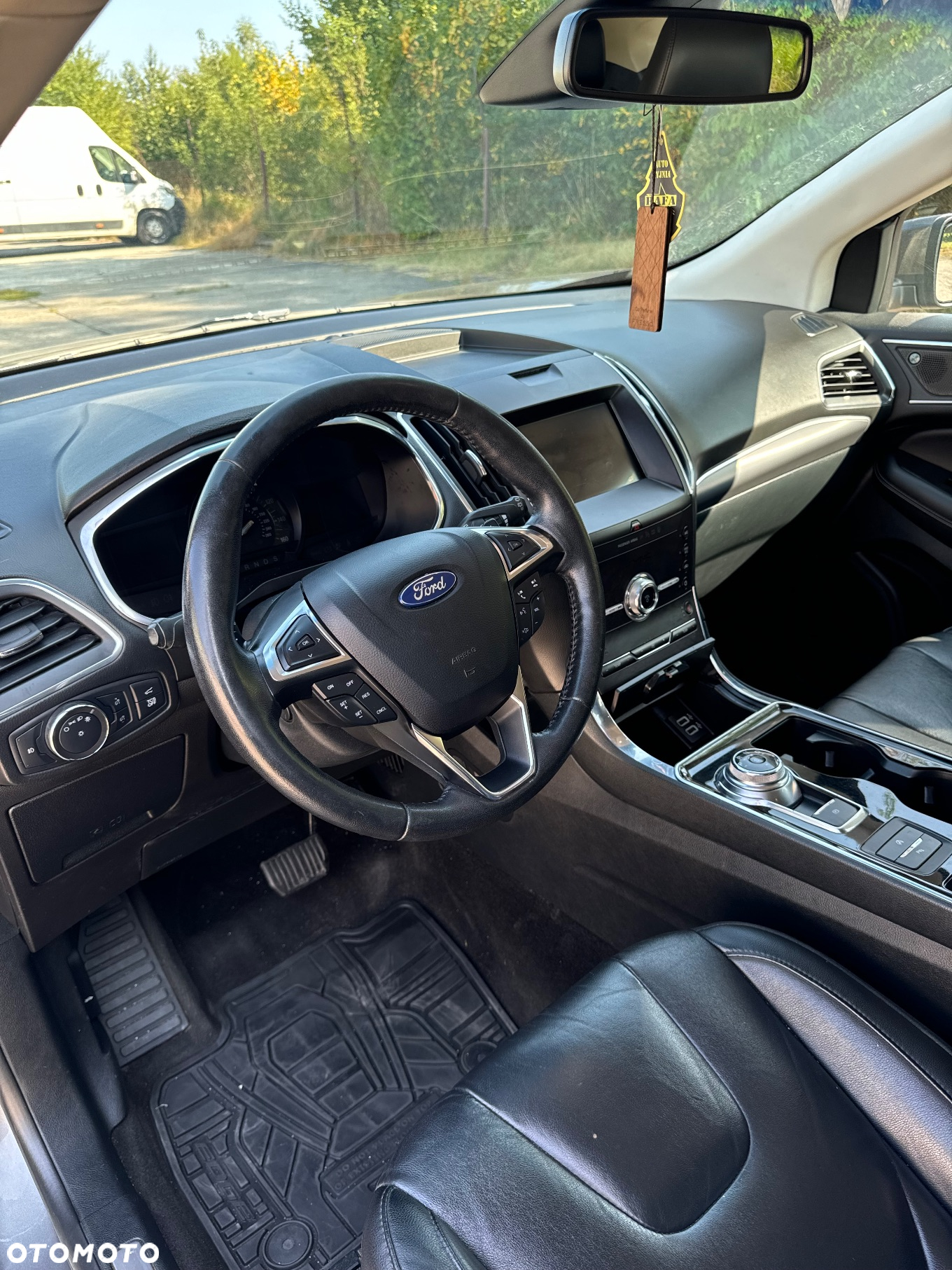Ford Edge - 14