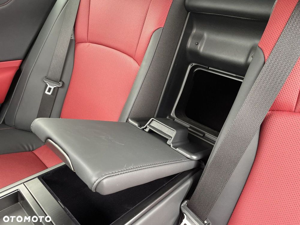 Lexus ES 300h F Sport Edition - 23