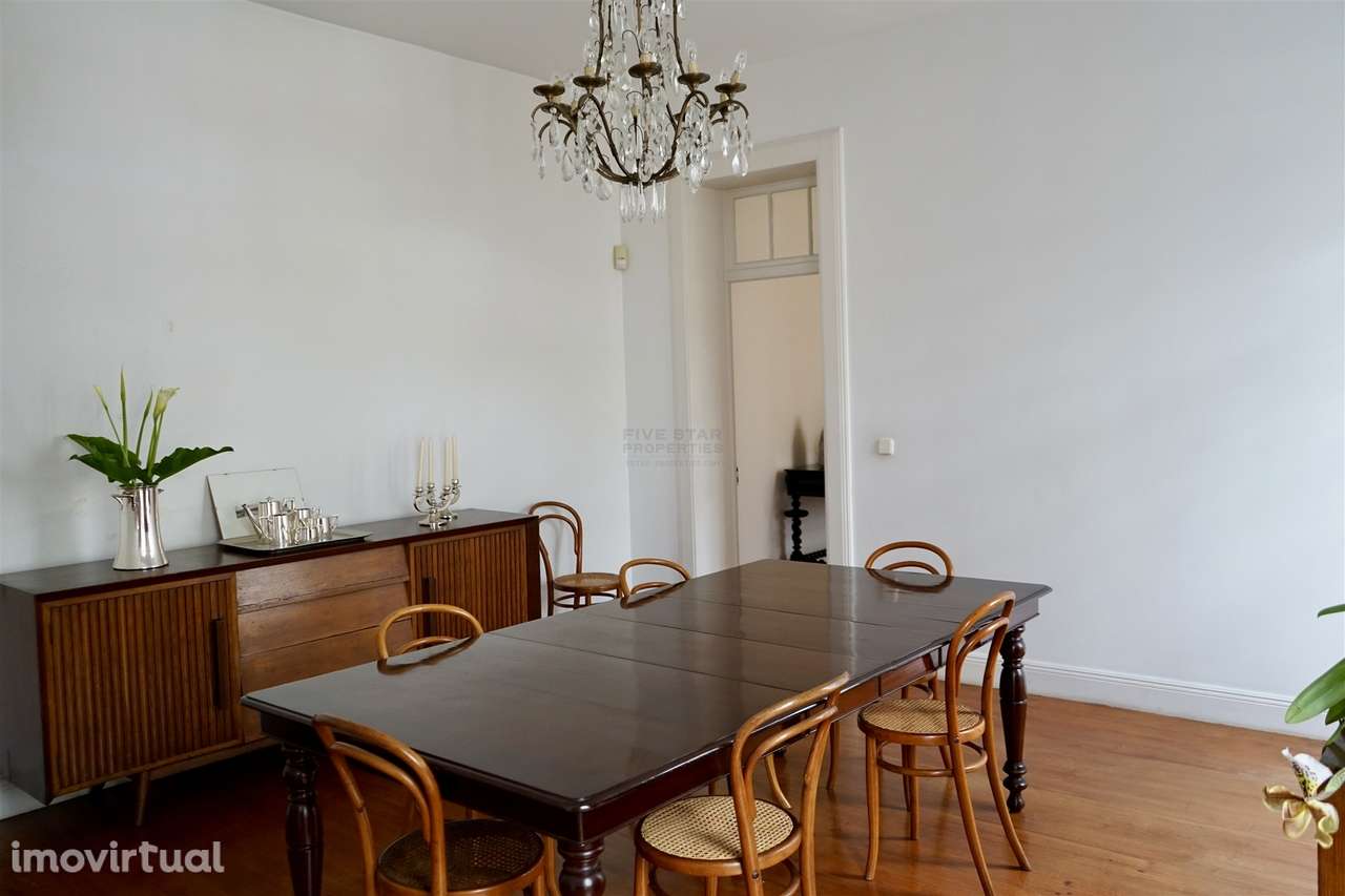 Fantástica moradia num lote de 1360m2 - Grande imagem: 5/49