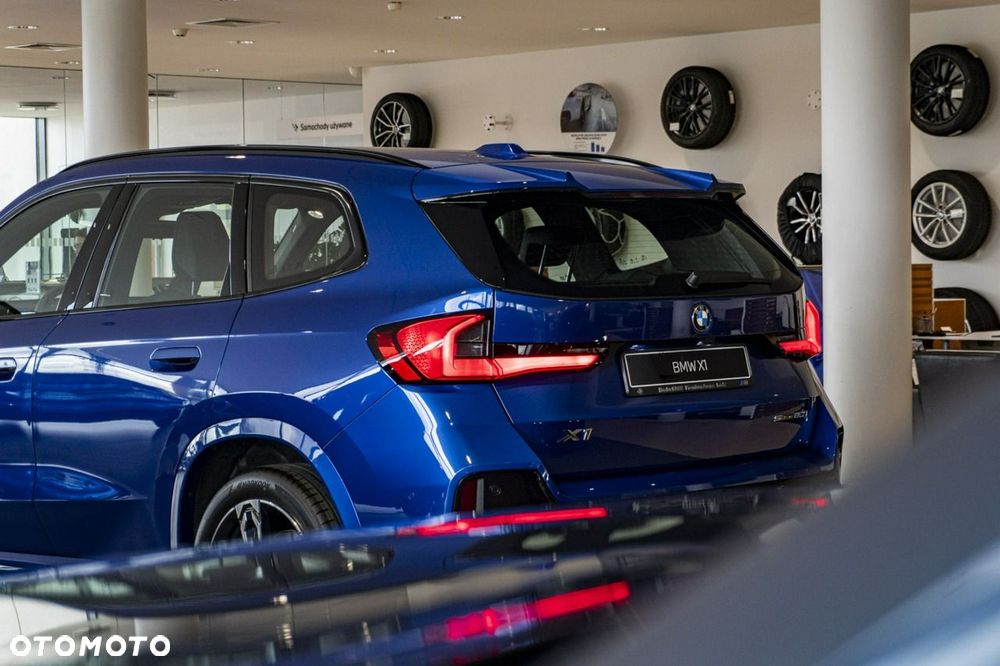 BMW X1 - 10