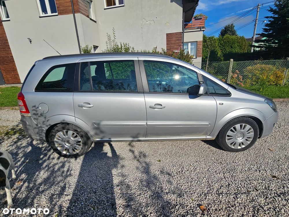 Opel Zafira 1.7 CDTI - 8