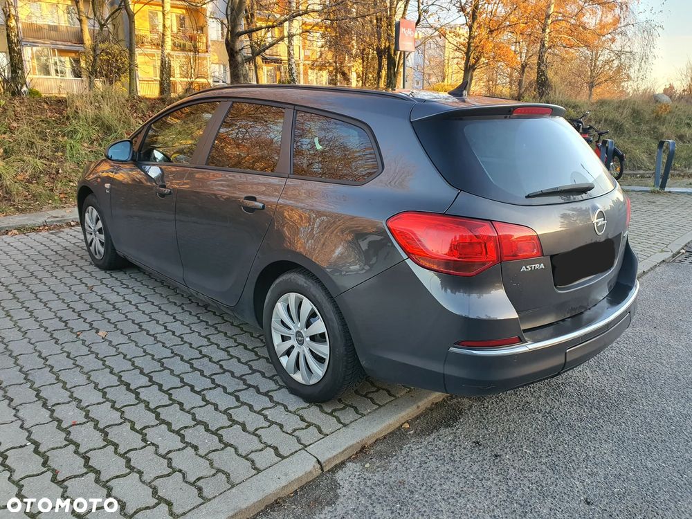 Opel Astra - 4