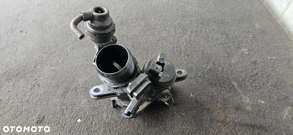 Przepustnica 9806731880 Citroen Peugeot 2.0 HDI 163 - 2