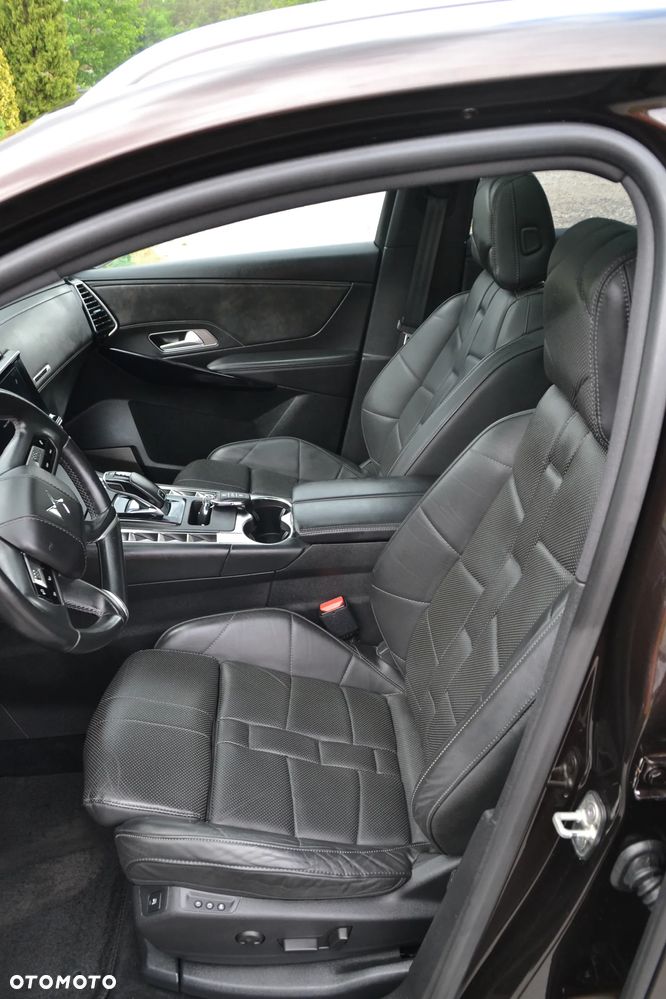 DS Automobiles DS 7 Crossback - 24