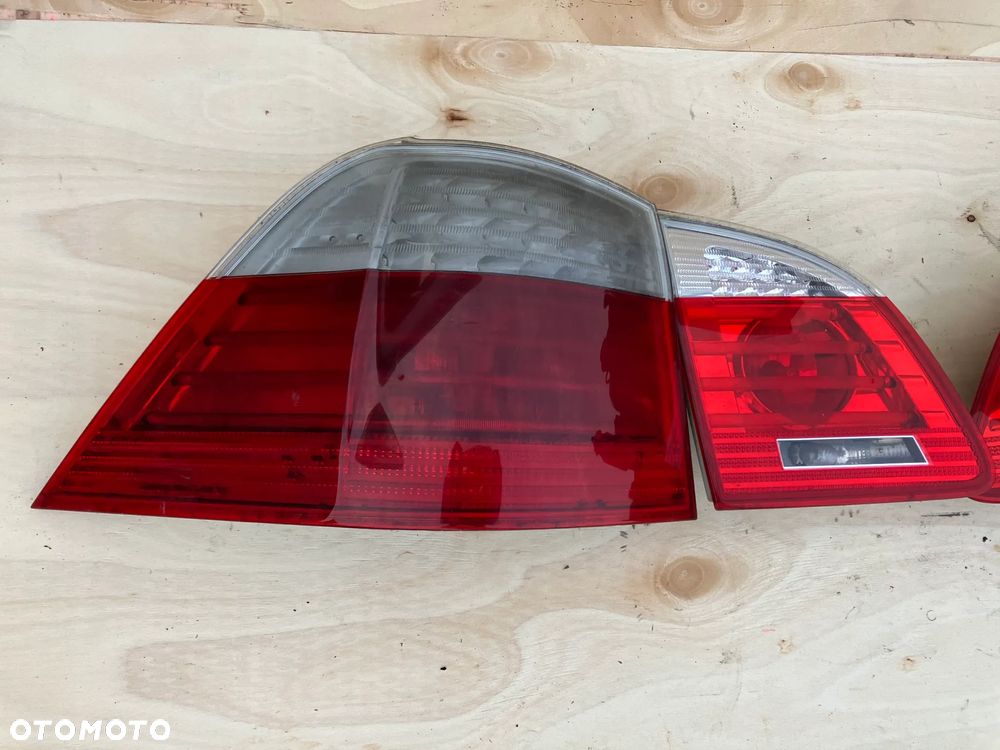 LAMPY TYLNE BMW E61 LIFT W KLAPĘ KAROSERYJNE KOMPLET LED E60 KOMBI TOURING - 2