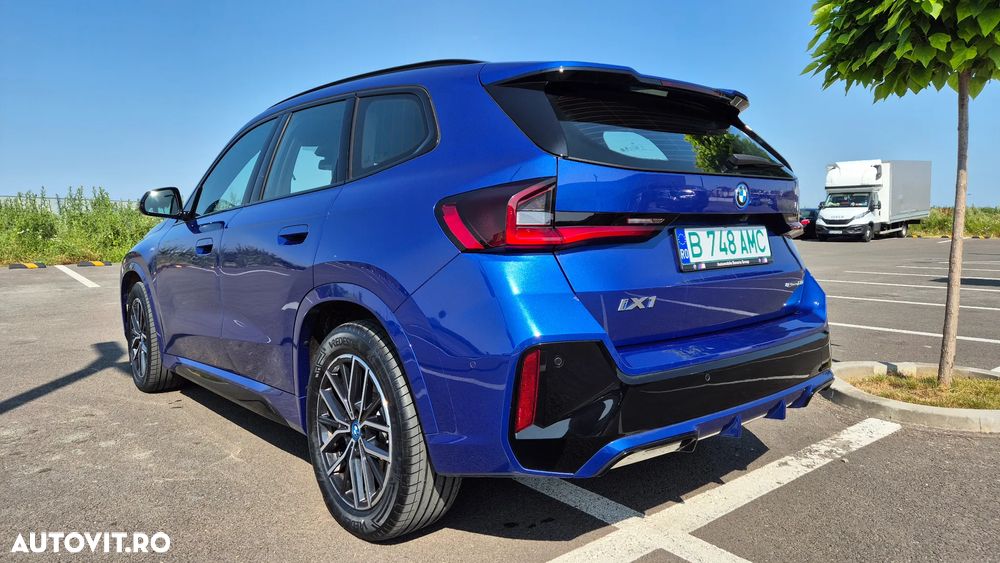 BMW iX1 - 7