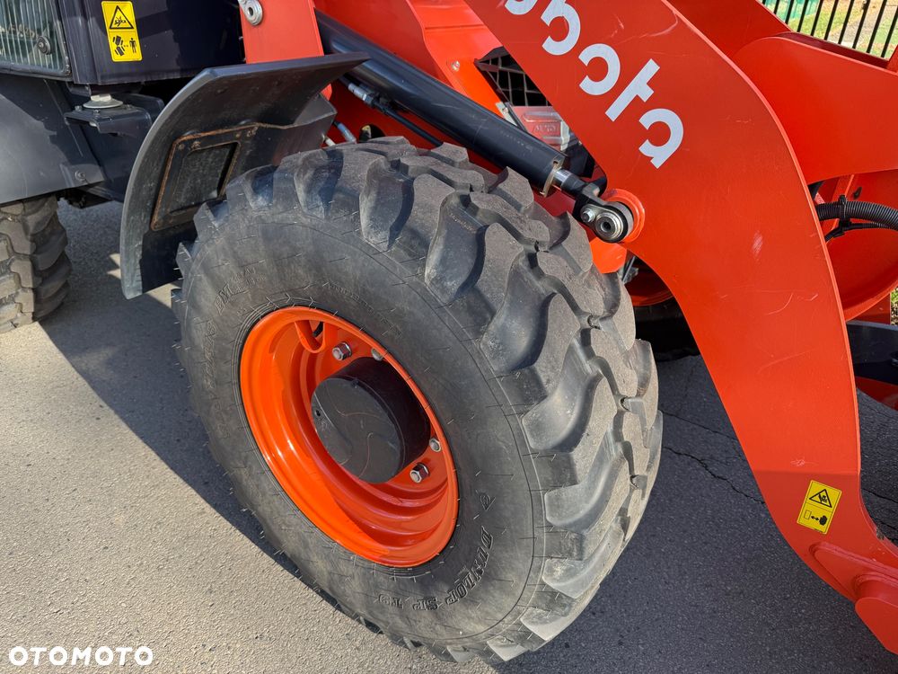 Kubota Ładowarka R070 - 12