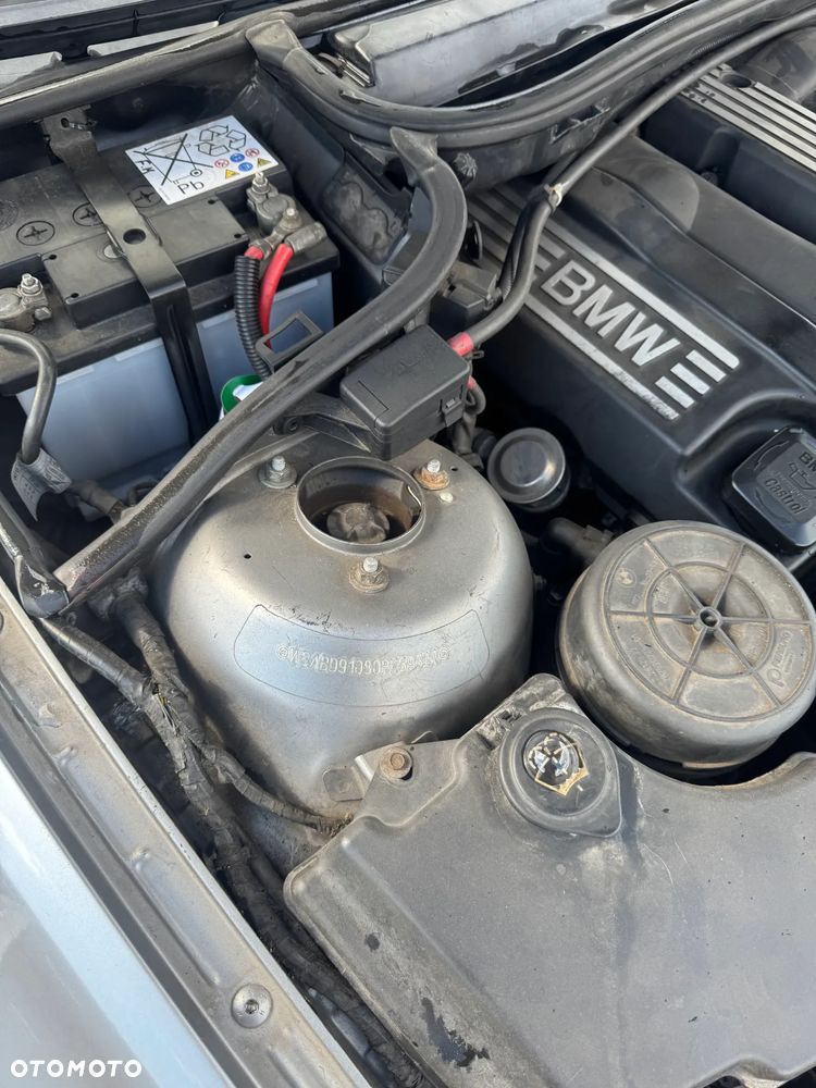 BMW Seria 3 318 Ci - 22