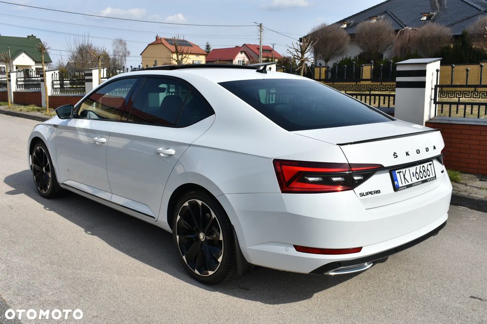 Skoda Superb 2.0 TDI SCR 4x4 Sportline DSG - 4