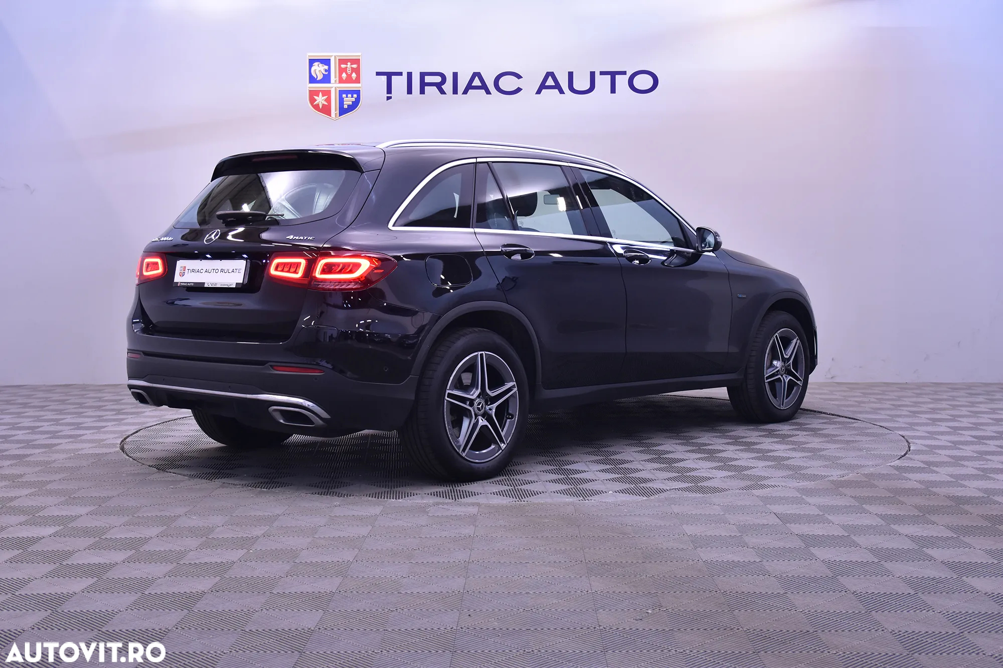 Mercedes-Benz GLC 300 de 4Matic 9G-TRONIC AMG Line - 5