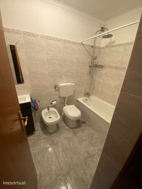 T3 - 2.º Andar - Vila Verde - Alhos Vedros. - Grande imagem: 5/7