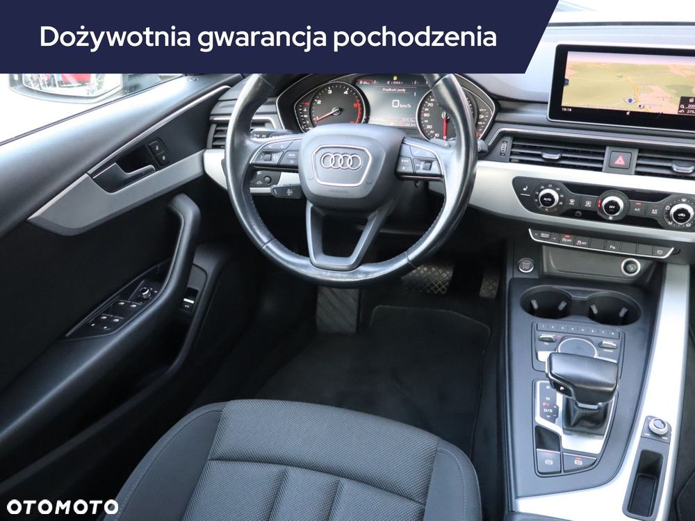 Audi A4 Limousine - 9