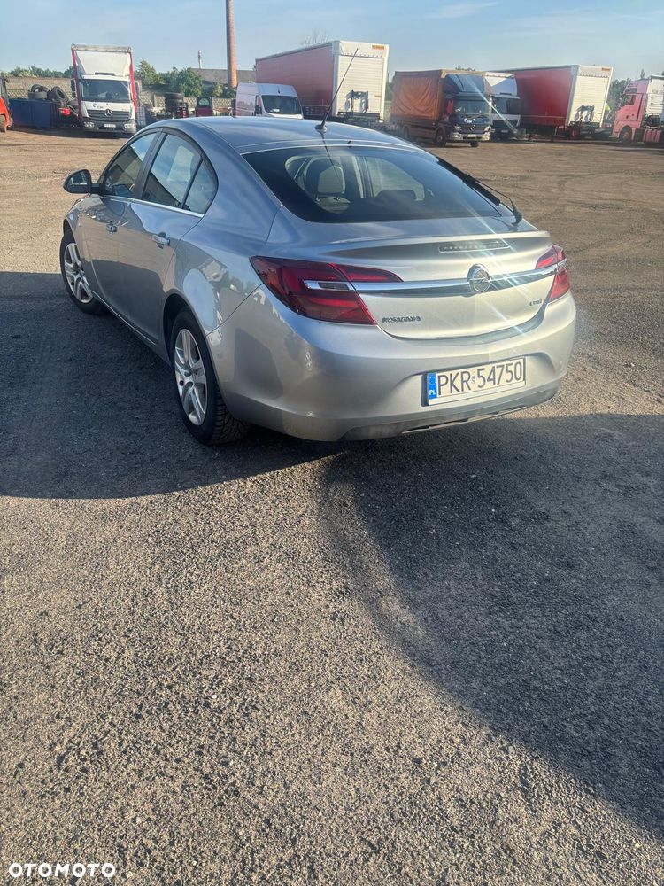 Opel Insignia 2.0 CDTI - 6