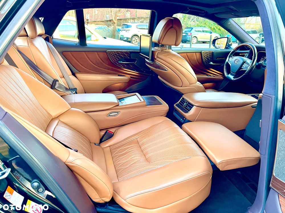Lexus LS 500 Omotenashi AWD - 17