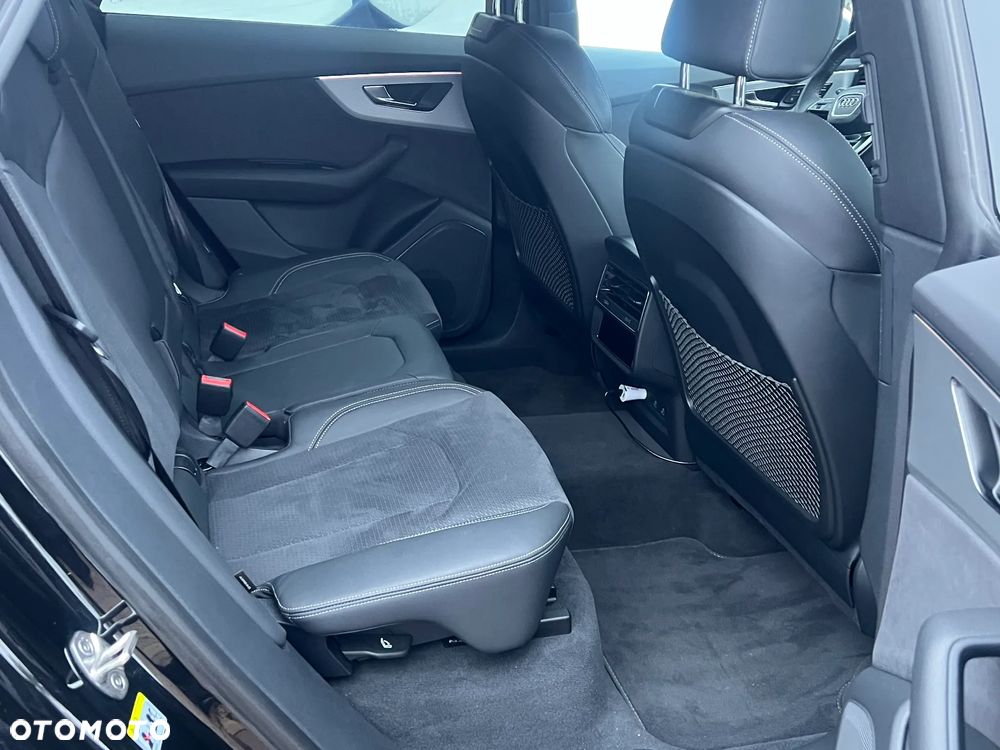 Audi SQ8 - 16
