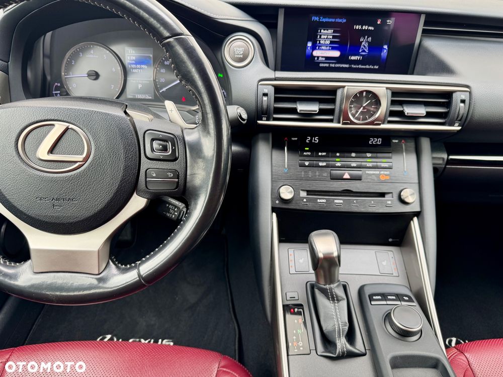 Lexus IS 200t / 300 Elegance - 20