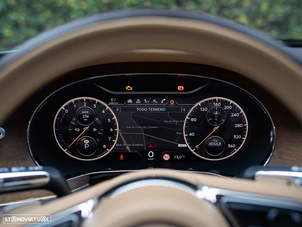 Bentley Flying Spur Hybrid Azure - 39