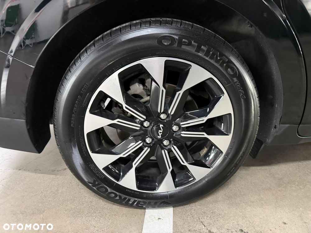 Kia Carnival - 29