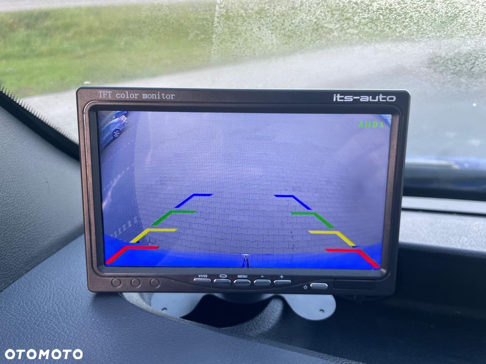 Mercedes-Benz Sprinter - 4