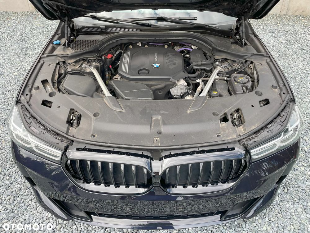 BMW 6GT 620d - 13
