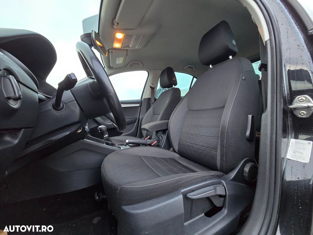 Skoda Octavia 2.0 TDI DSG Clever - 7