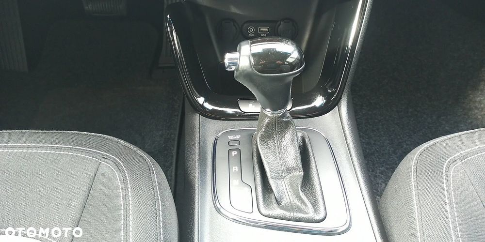 Kia Ceed 1.6 CRDi 136 DCT ISG Platinum Edition - 35