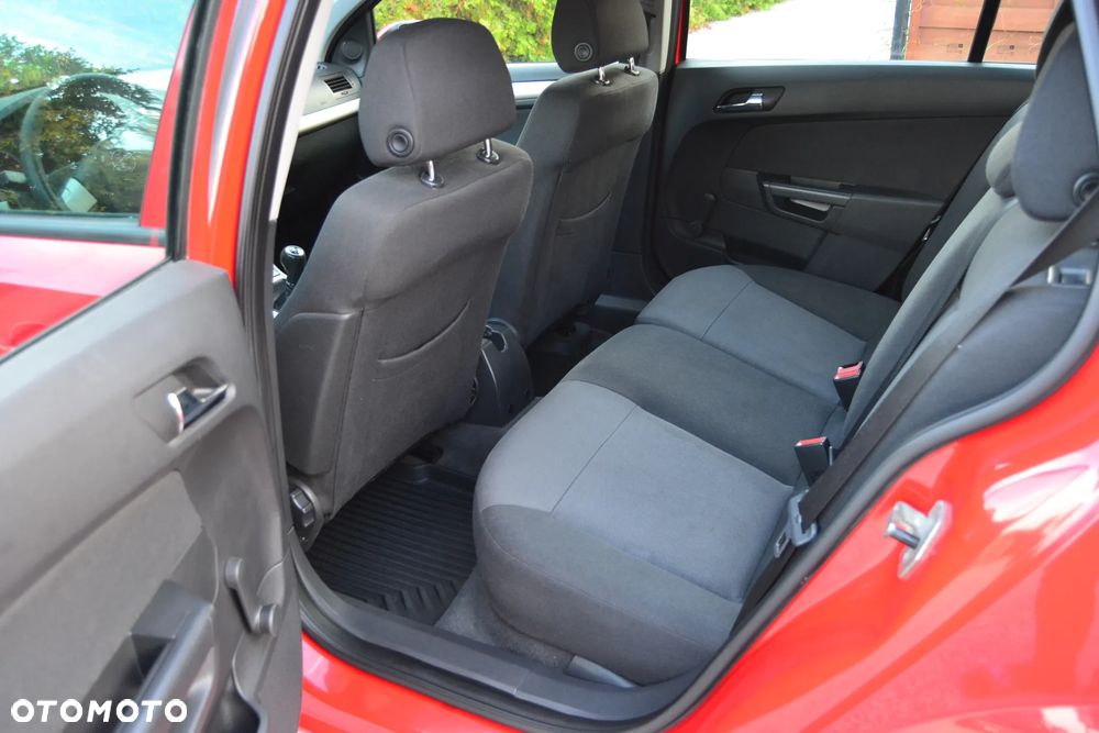 Opel Astra 1.7 CDTI Cosmo - 23