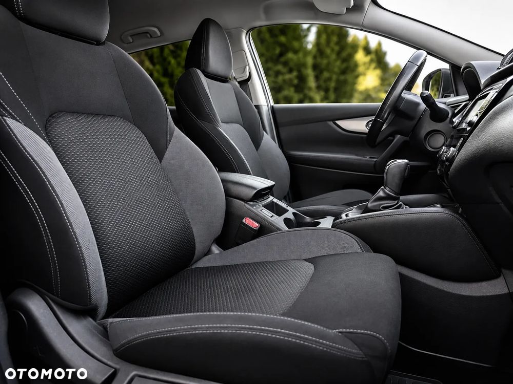 Nissan Qashqai 1.3 DIG-T DCT ACENTA - 12