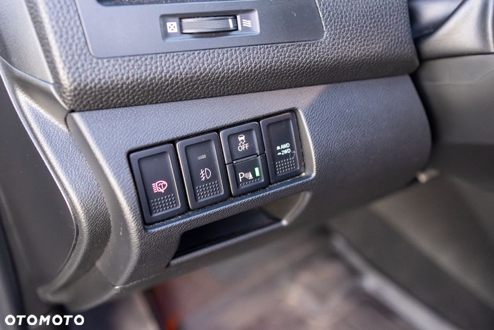 Suzuki Kizashi 2.4 Sport 4WD CVT - 11