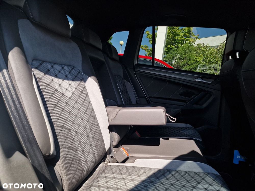 Volkswagen Tiguan 2.0 TDI SCR 4Mot R-Line DSG - 16