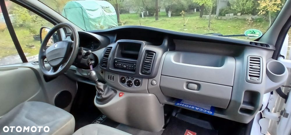Renault TRAFIC - 20