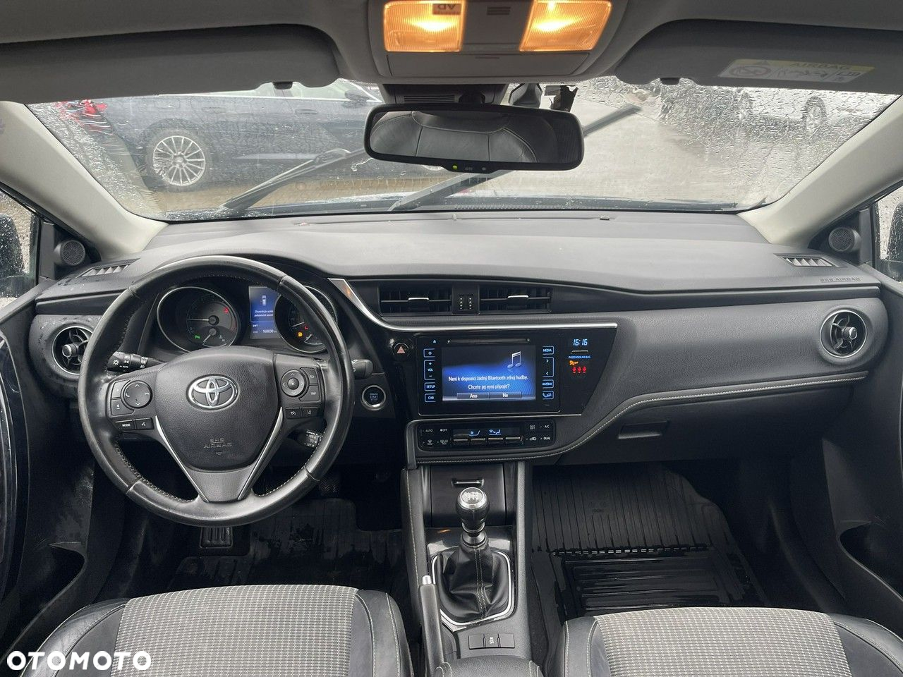 Toyota Auris 1.6 Valvematic Touring Sports Comfort - 8