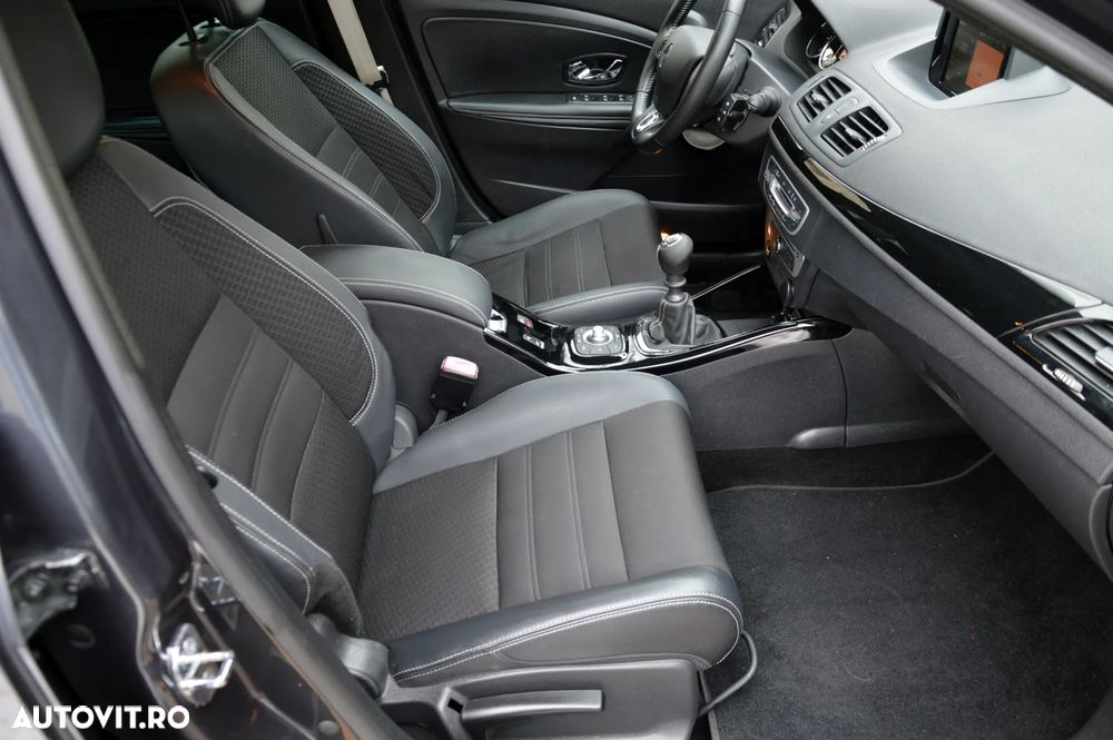 Renault Megane ENERGY dCi 110 Start & Stopp Bose Edition - 36