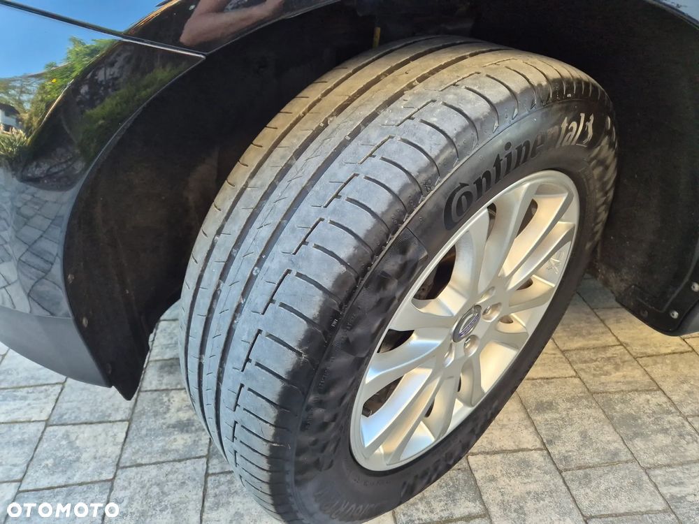 Volvo XC 60 2.4D Kinetic - 31