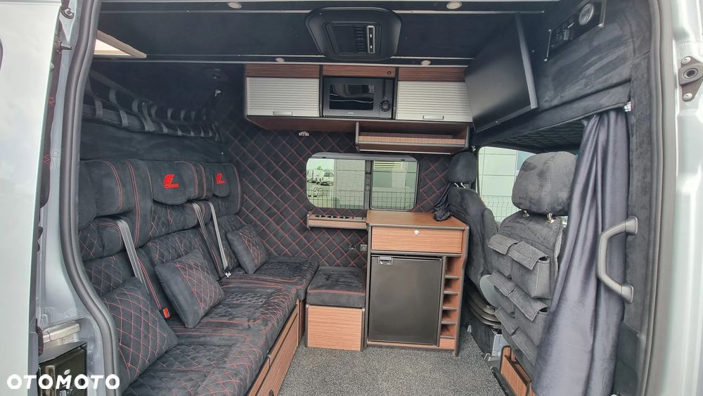 Mercedes-Benz Sprinter - 8