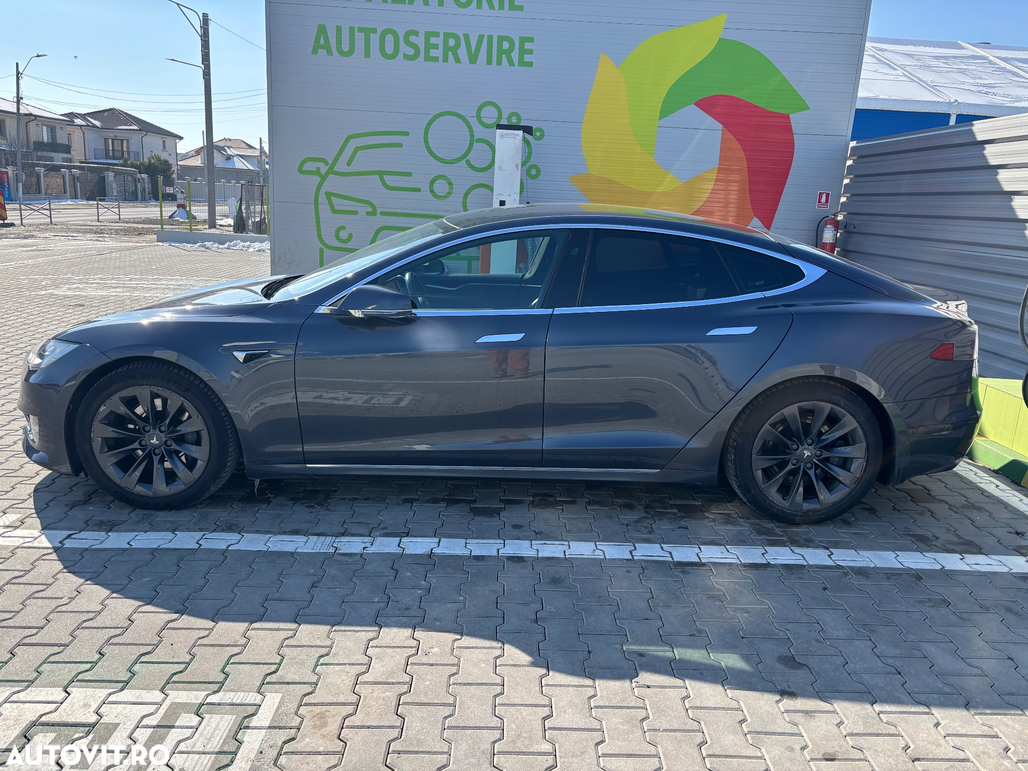 Tesla Model S 90D Allradantrieb Performance - 2