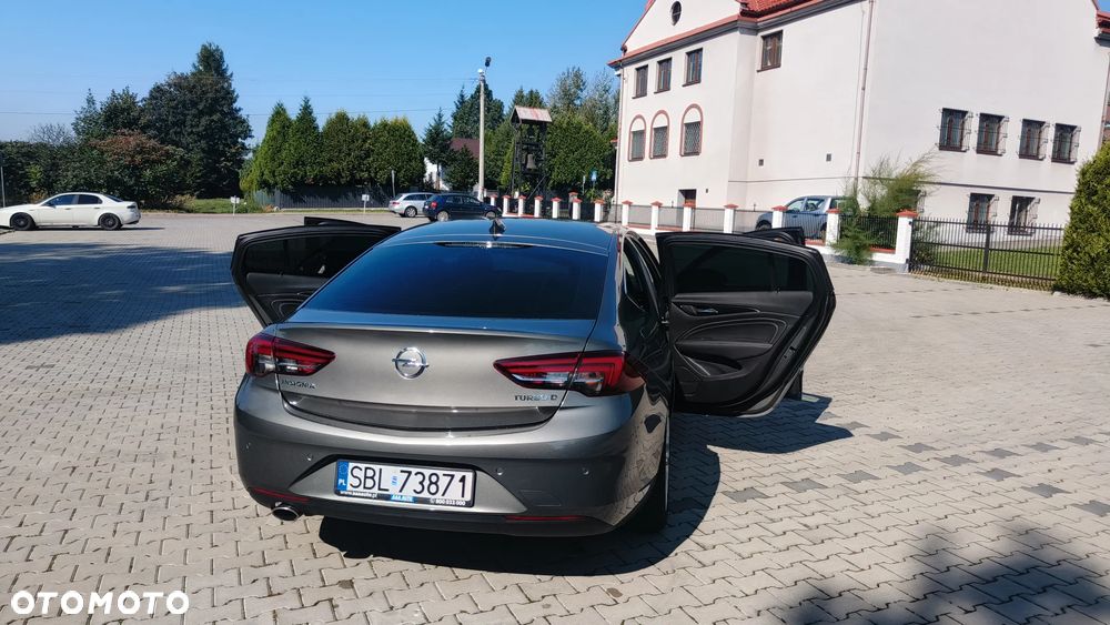 Opel Insignia - 16