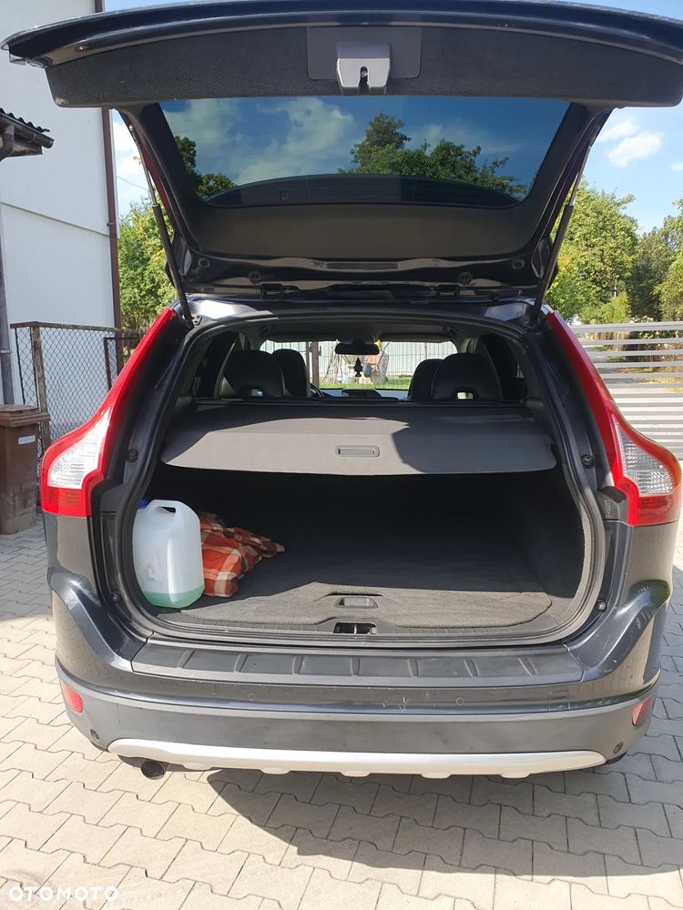 Volvo XC 60 D5 AWD Summum - 5