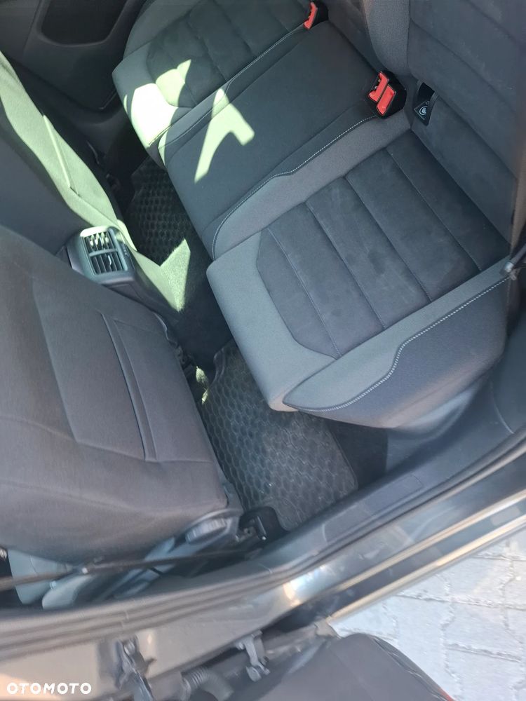 Volkswagen Golf 2.0 TDI (BlueMotion Technology) Comfortline - 31
