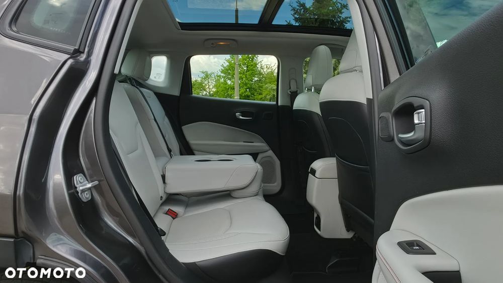 Jeep Compass 2.0 MultiJet Active Drive Limited - 34