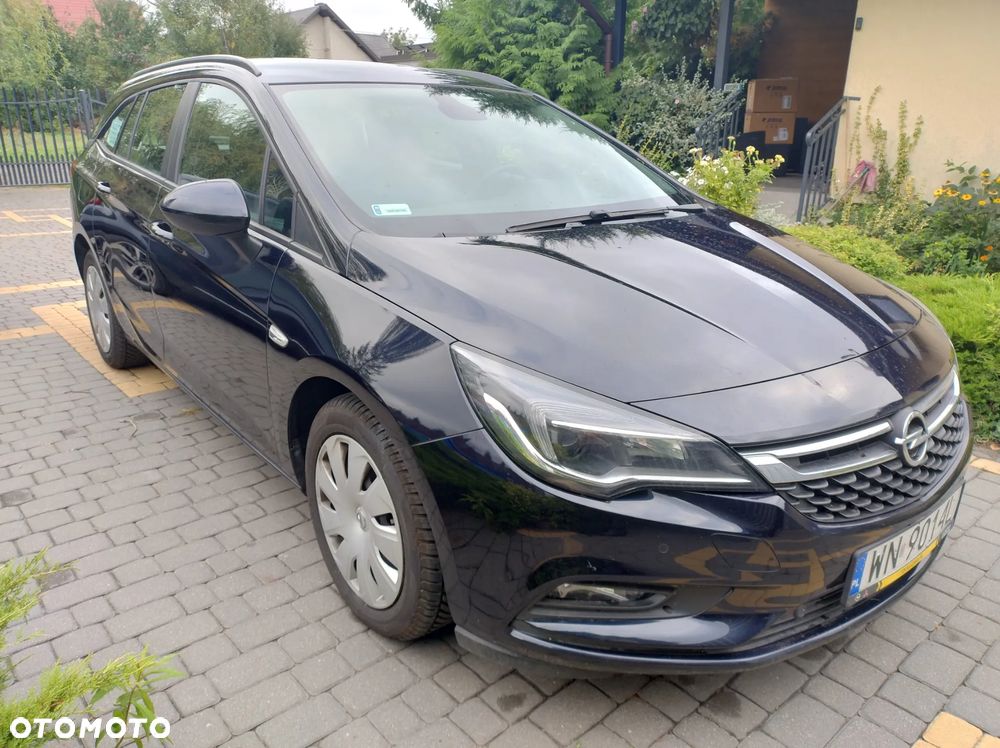 Opel Astra 1.6 CDTI Essentia S&S - 1