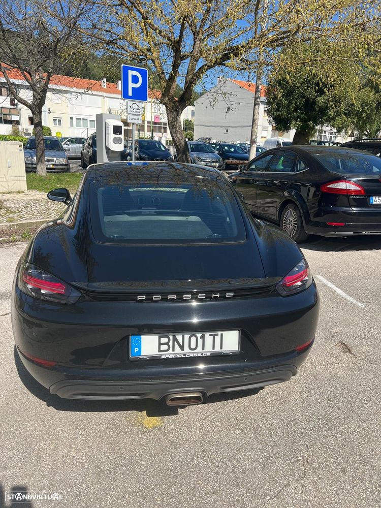 Porsche 718 Cayman - 4