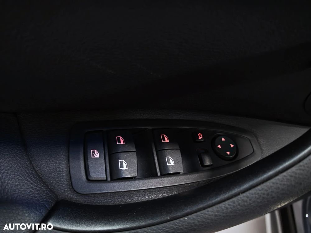BMW X1 xDrive25e AT PHEV - 32