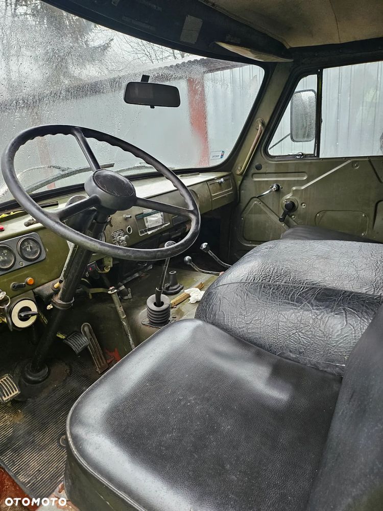 Uaz 452 - 6