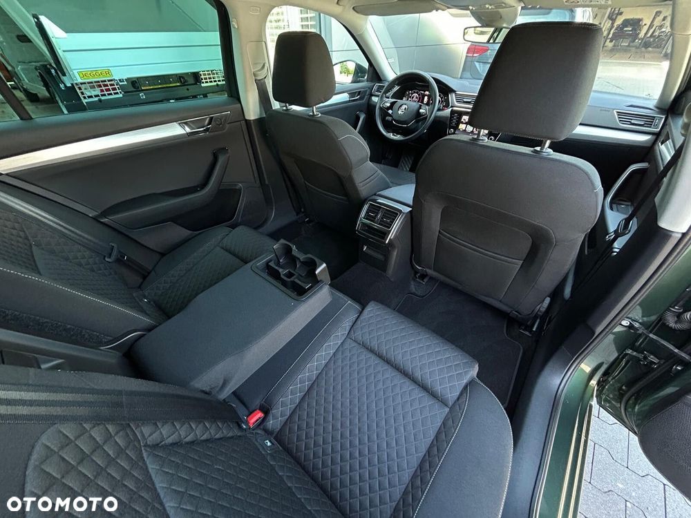 Skoda Superb 2.0 TSI Ambition DSG - 10